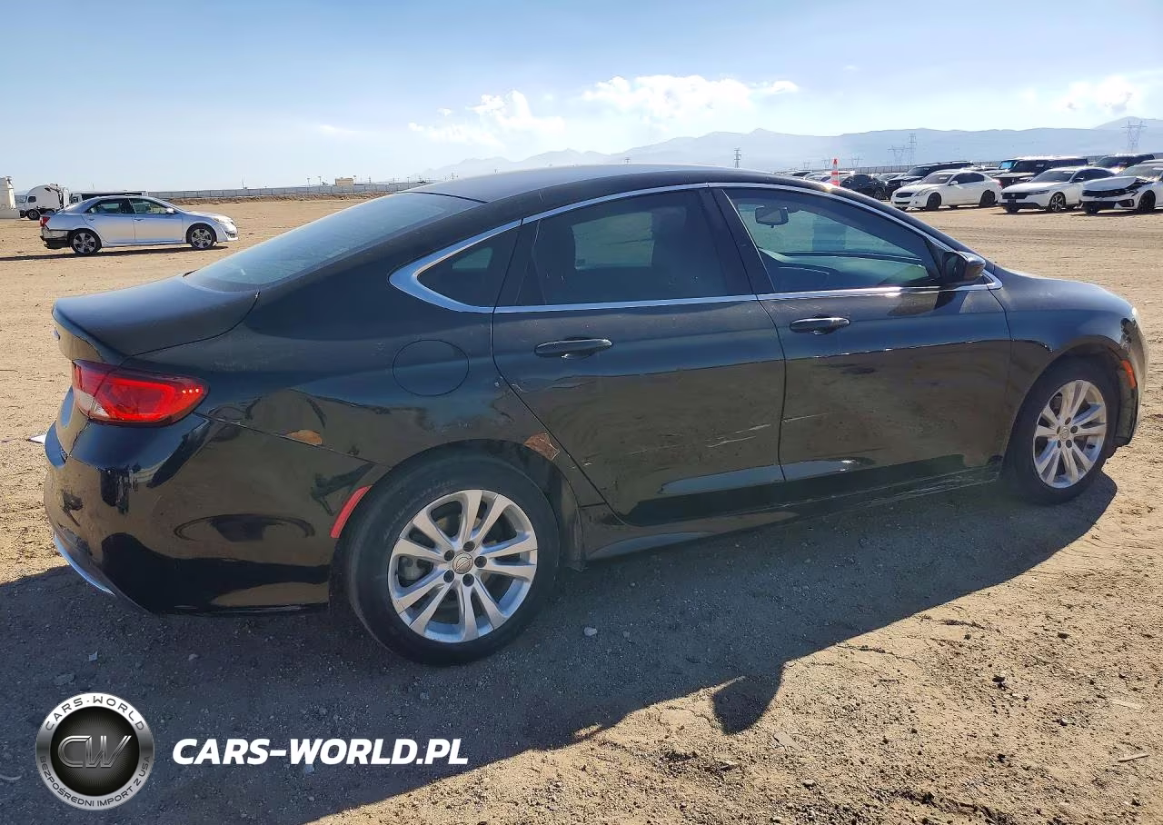 2015 Chrysler 200 Limited VIN:1C3CCCAB8FN720720 - 3