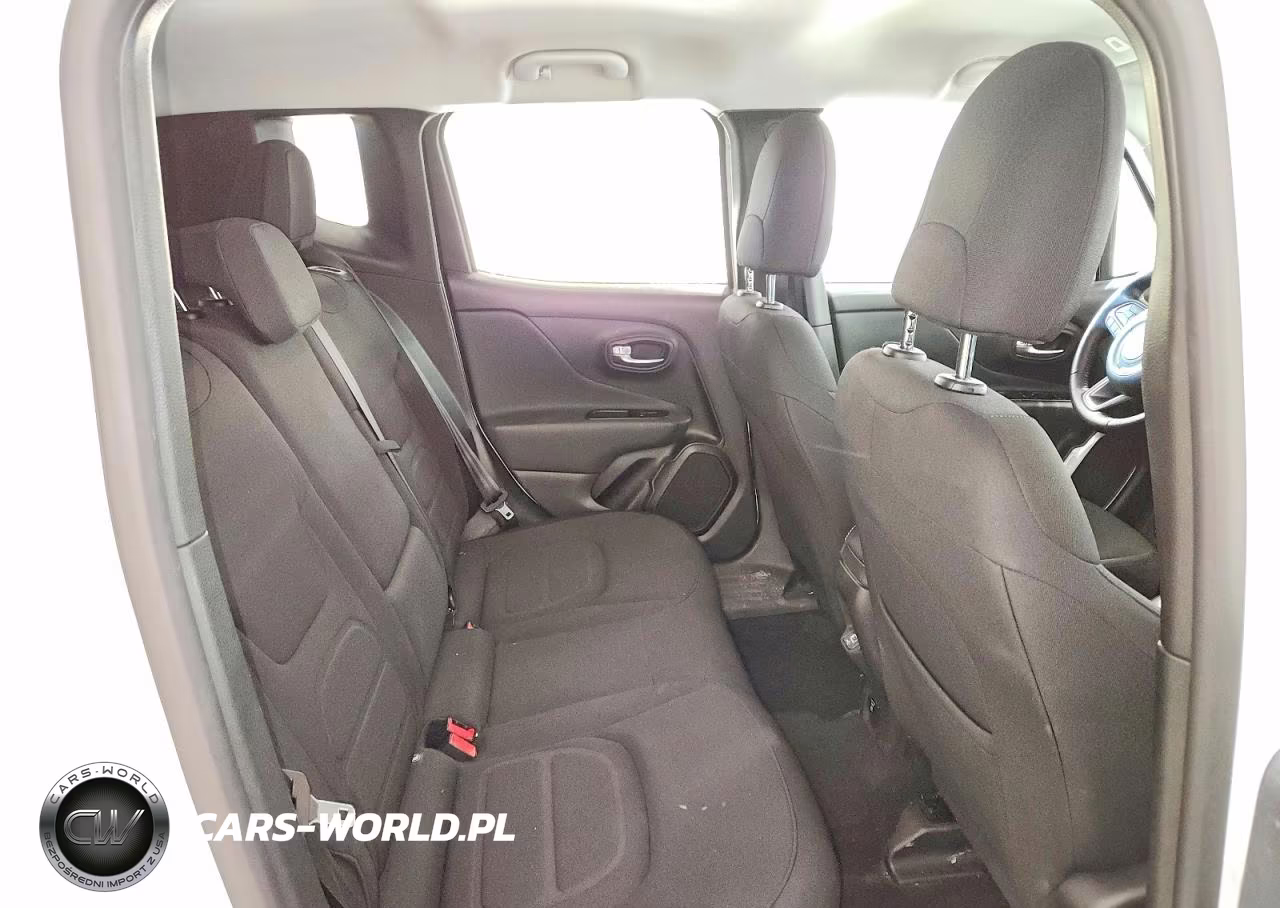 2022 Jeep Renegade Latitude VIN:ZACNJDB12NPN86876 - 11