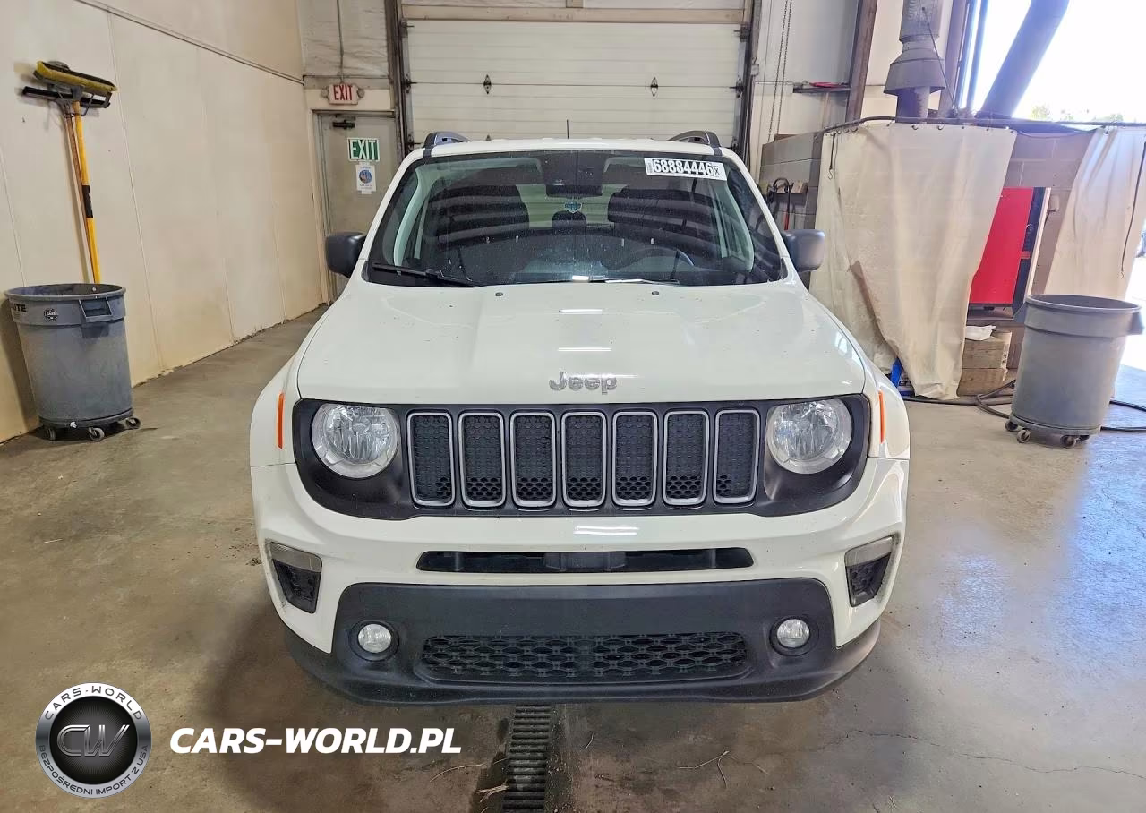 2022 Jeep Renegade Latitude VIN:ZACNJDB12NPN86876 - 5