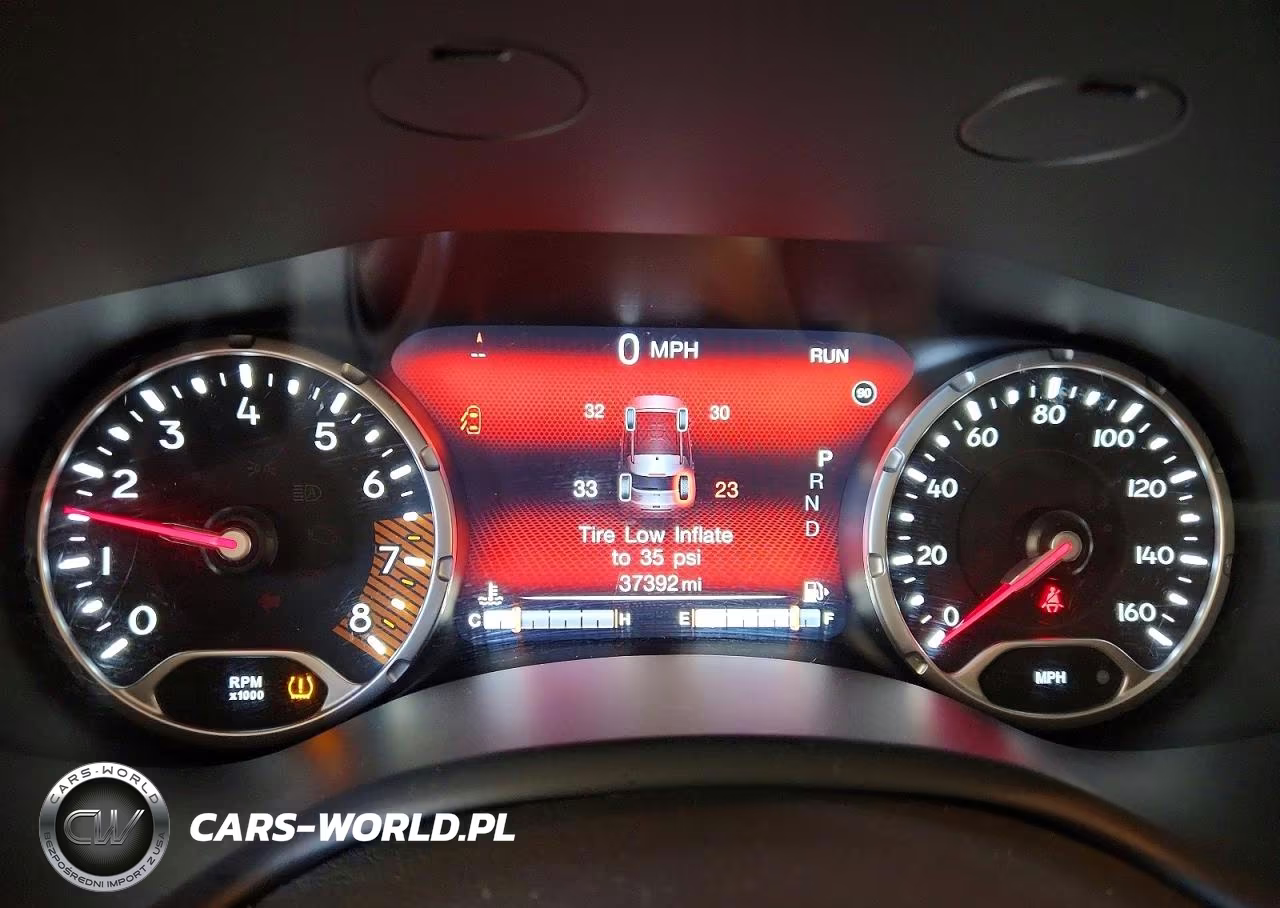 2022 Jeep Renegade Latitude VIN:ZACNJDB12NPN86876 - 9