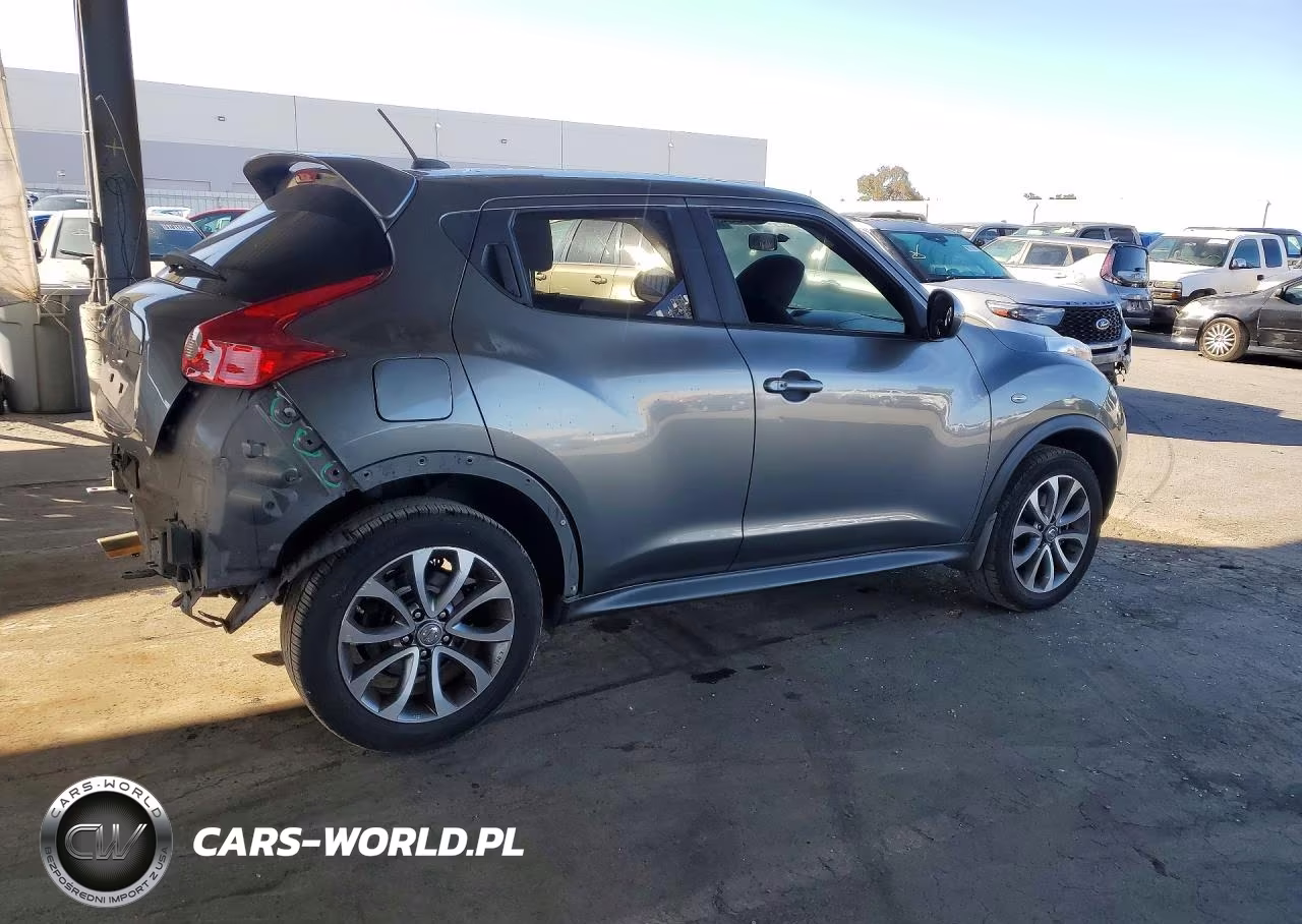 2011 Nissan Juke S VIN:JN8AF5MR9BT013313 - 3