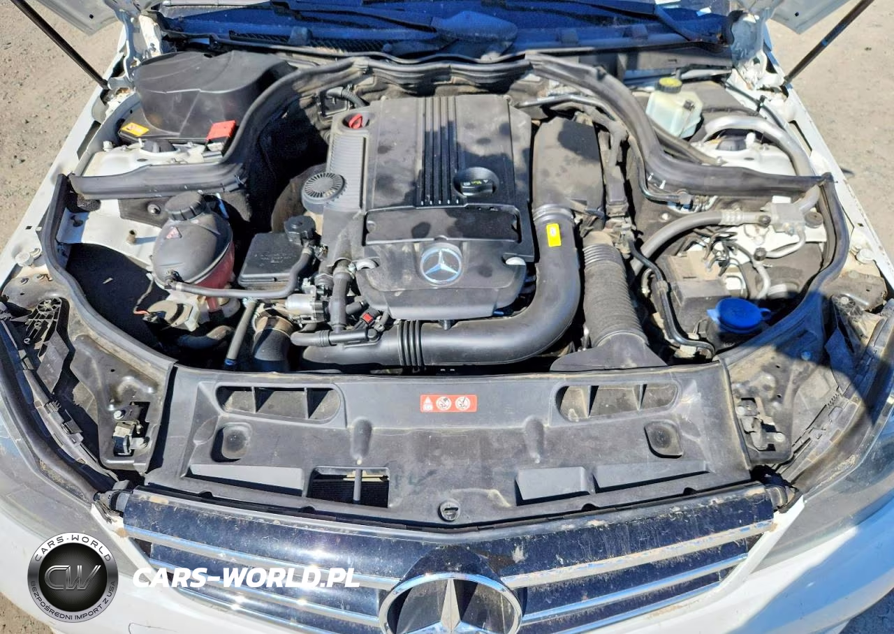 2014 Mercedes-Benz C 250 VIN:WDDGF4HB3ER307178 - 11
