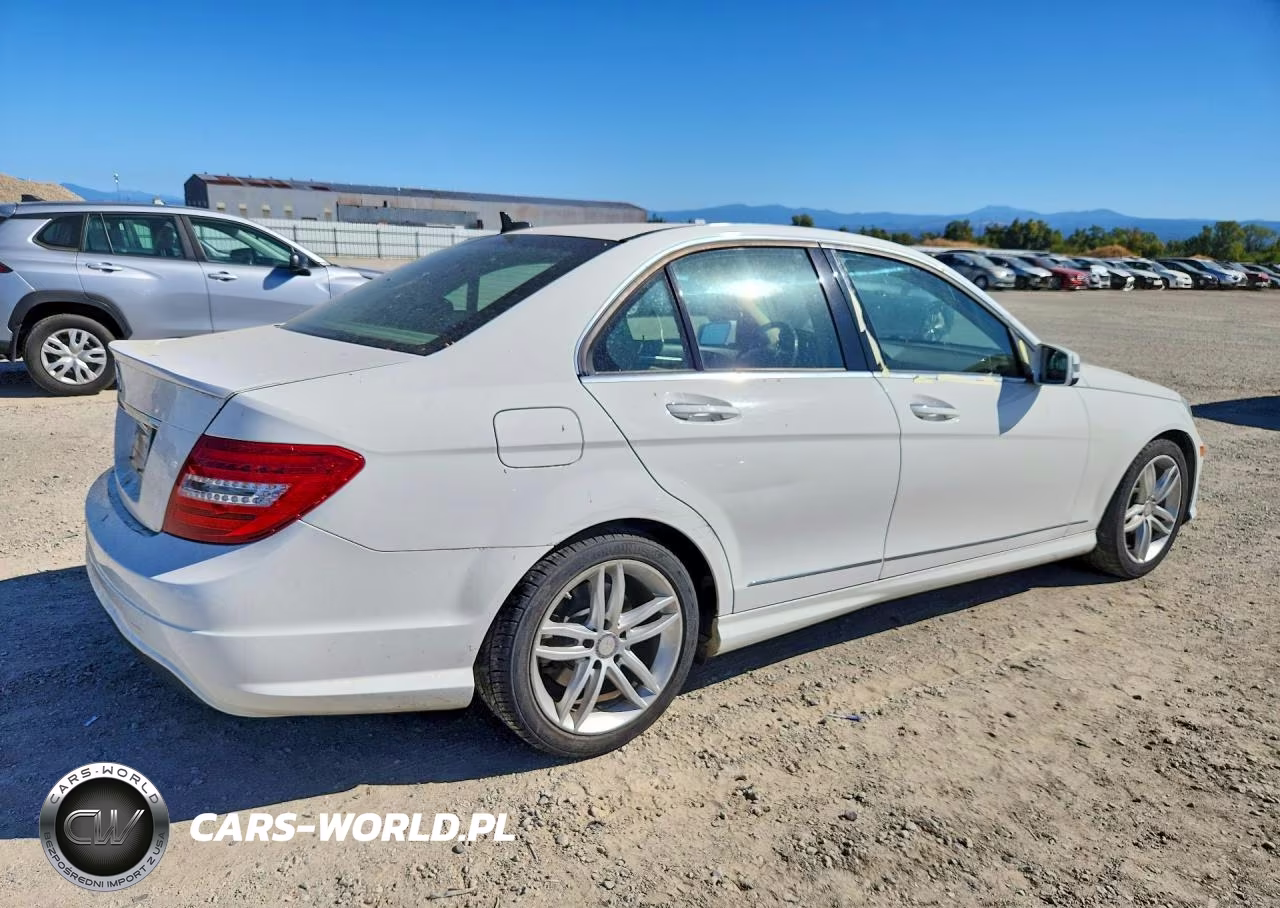 2014 Mercedes-Benz C 250 VIN:WDDGF4HB3ER307178 - 3