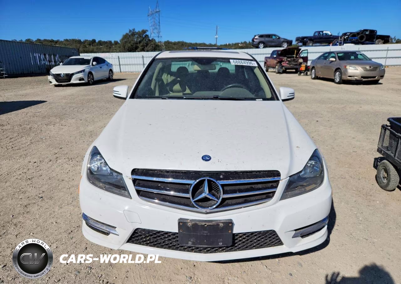 2014 Mercedes-Benz C 250 VIN:WDDGF4HB3ER307178 - 5