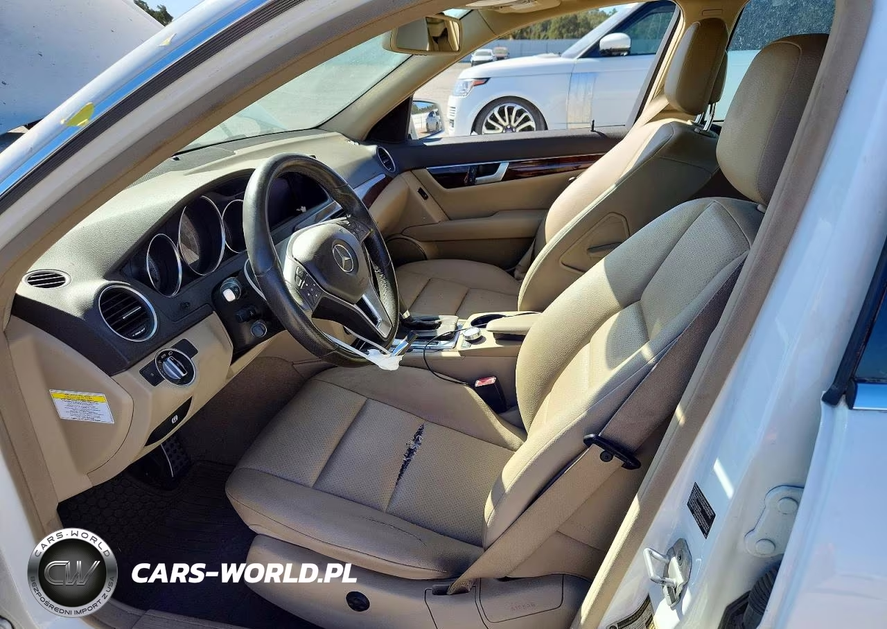 2014 Mercedes-Benz C 250 VIN:WDDGF4HB3ER307178 - 7
