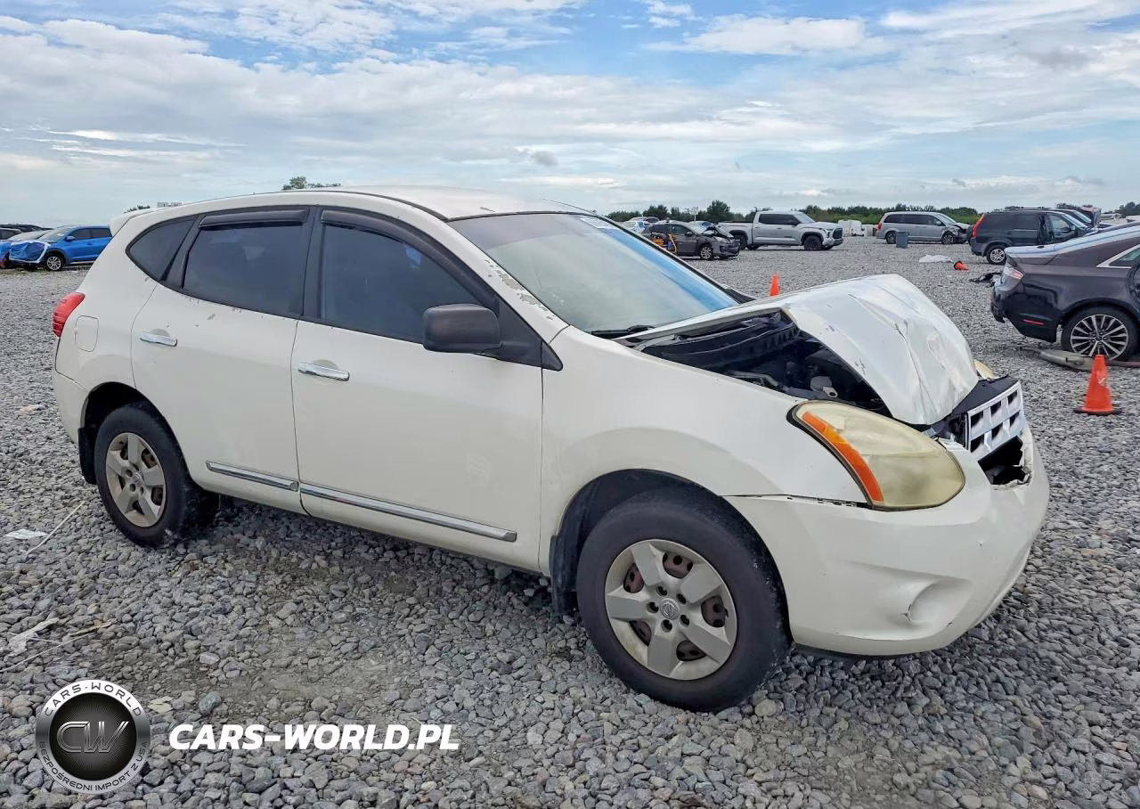2013 Nissan Rogue S VIN:JN8AS5MT0DW040263 - 4