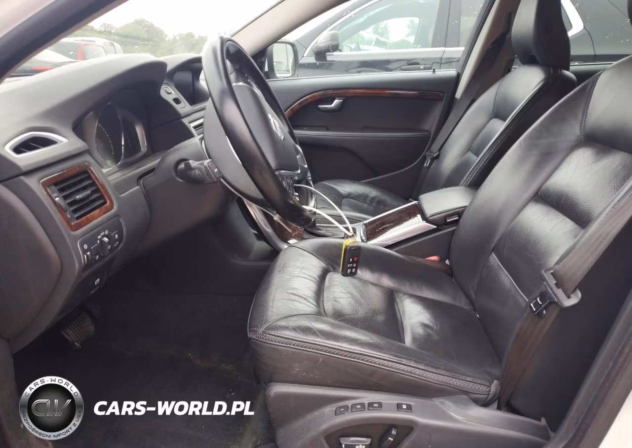 2014 Volvo Xc70 T6 VIN:YV4902BZ4E1181164 - 7