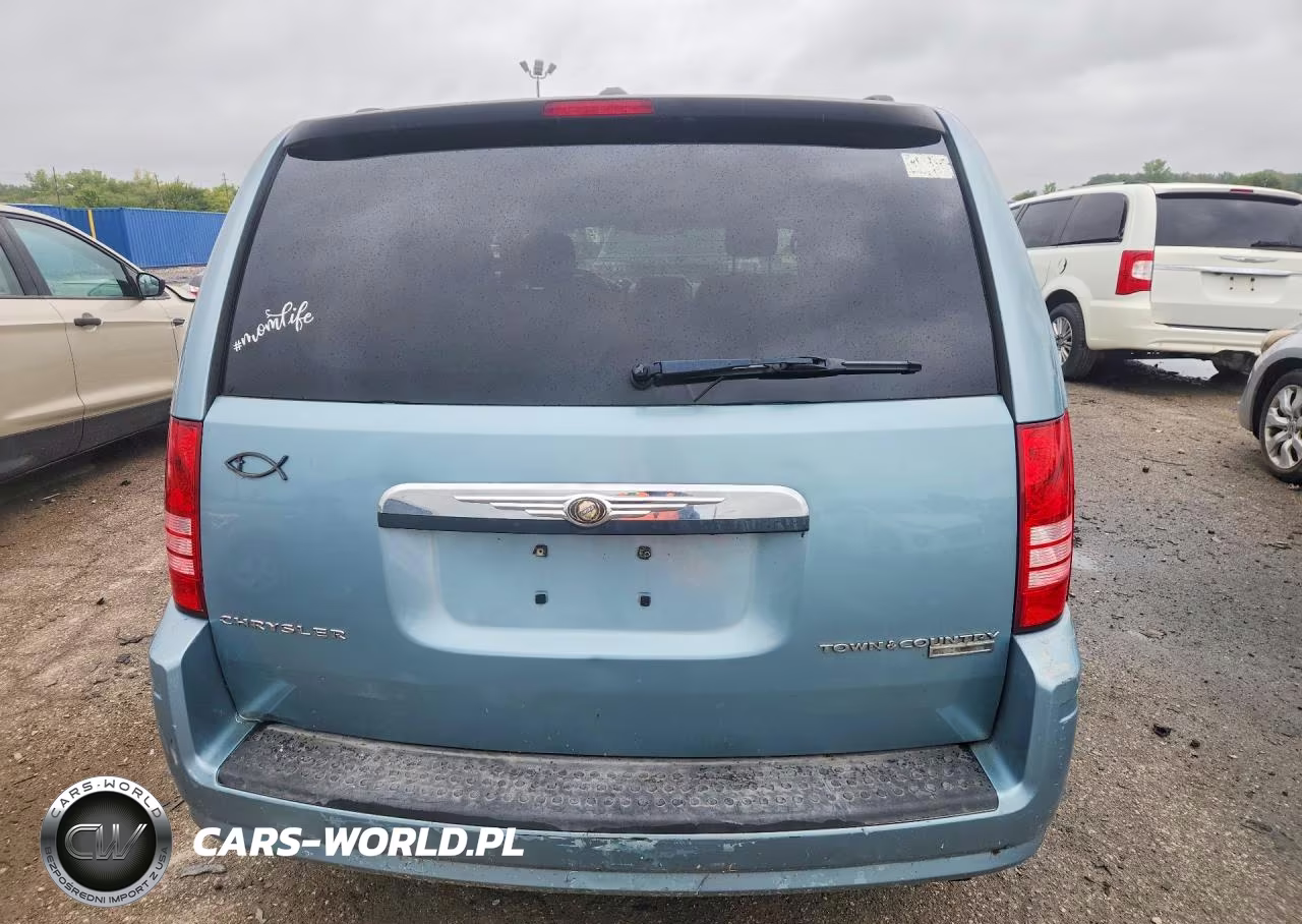 2010 Chrysler Town & Country Touring VIN:2A4RR5D16AR230186 - 6