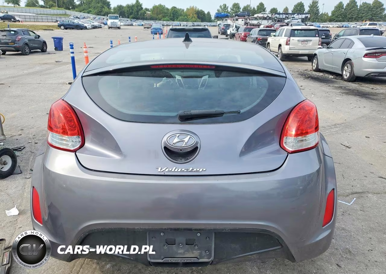 2017 Hyundai Veloster Value Edition VIN:KMHTC6AD2HU320784 - 6