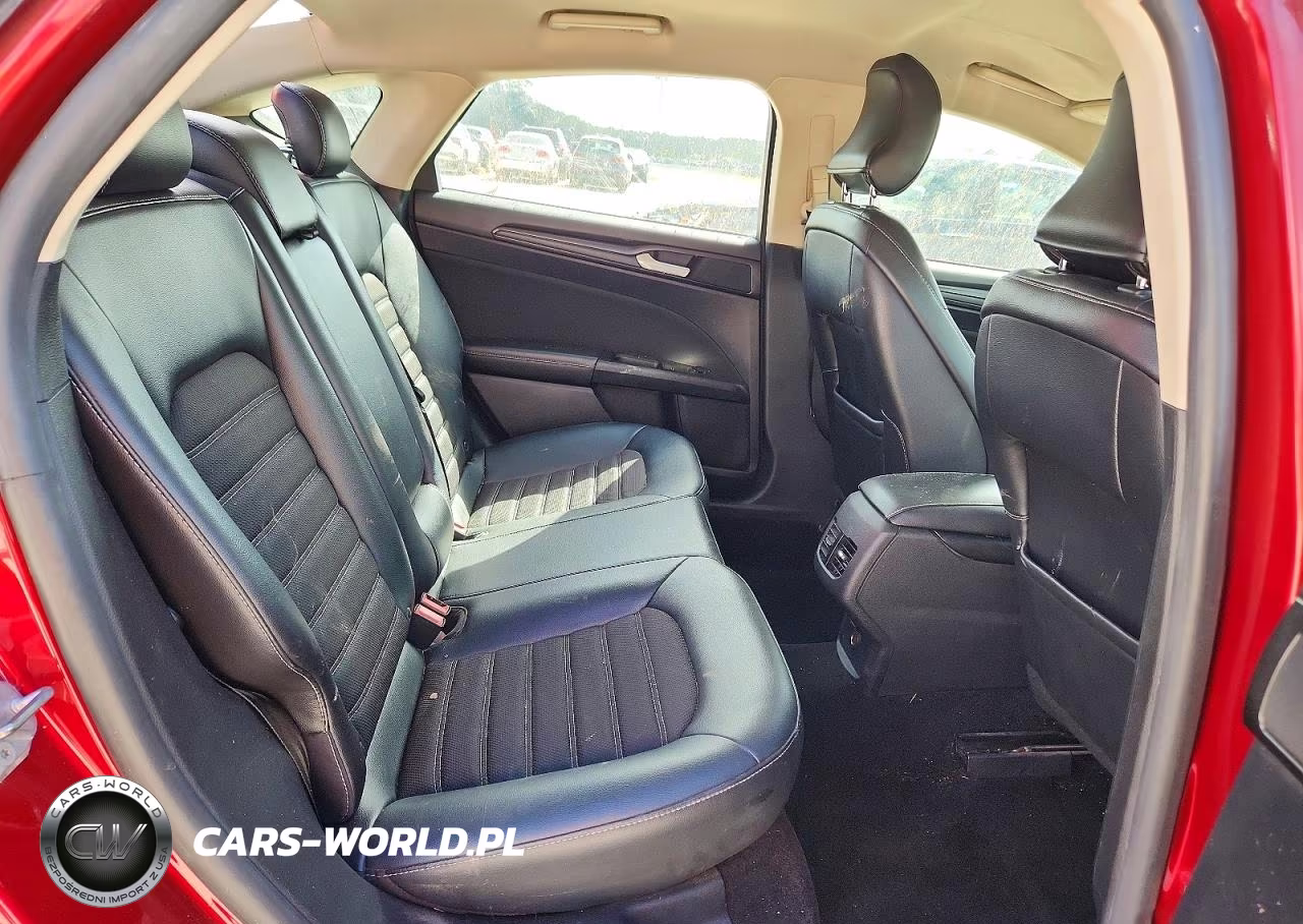 2018 Ford Fusion Se VIN:3FA6P0HD2JR127367 - 10
