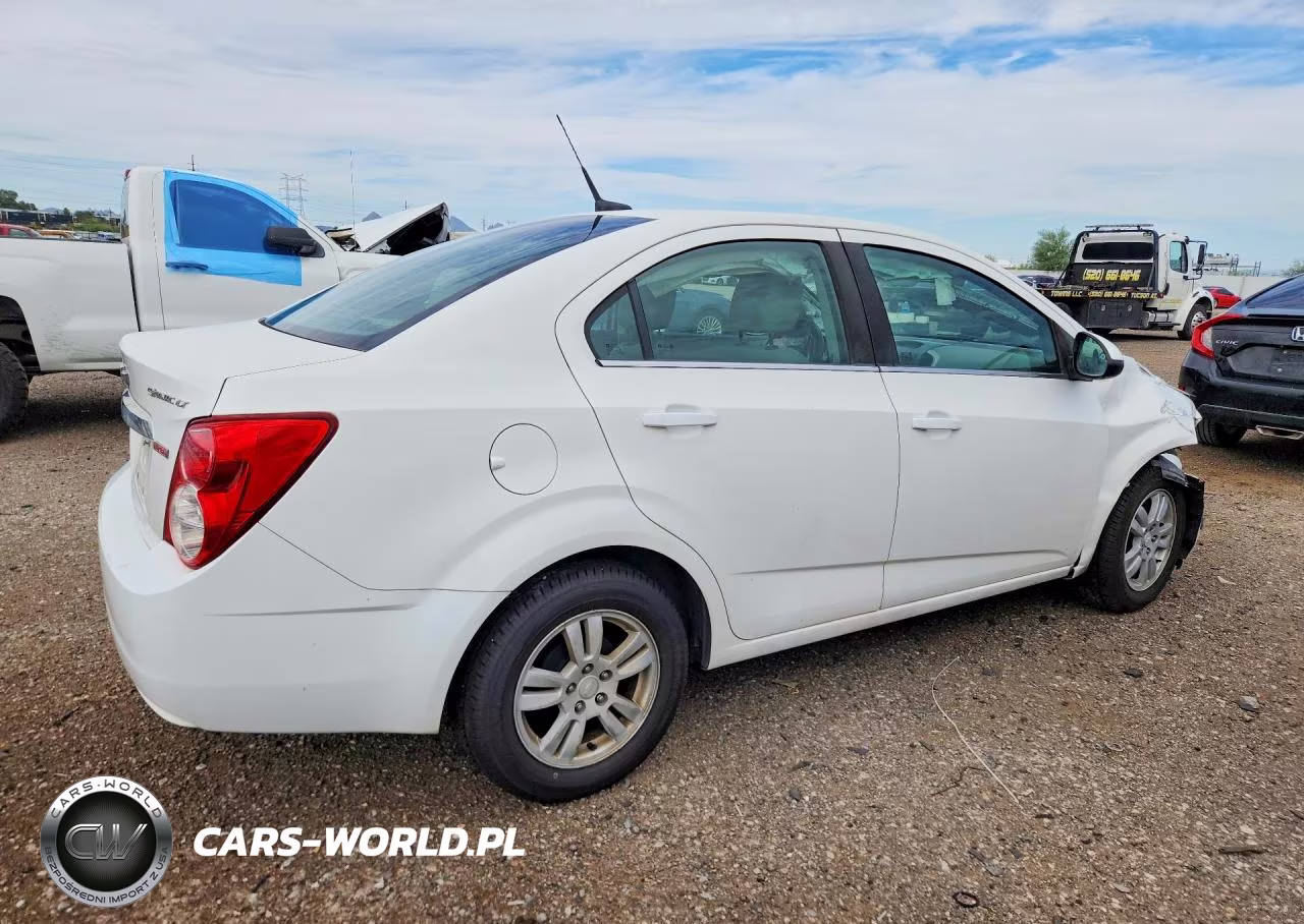 2014 Chevrolet Sonic Lt VIN:1G1JC5SB9E4138992 - 3
