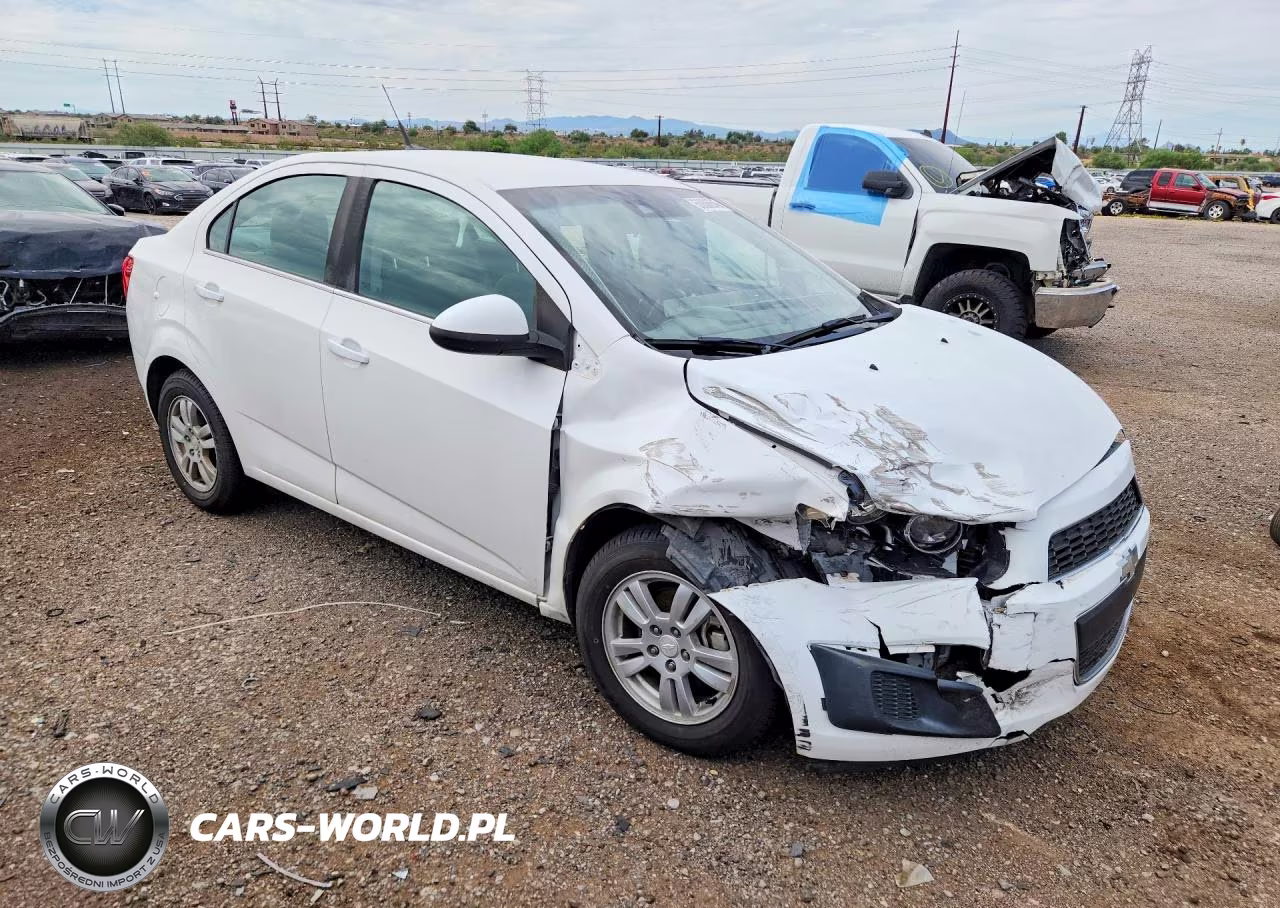2014 Chevrolet Sonic Lt VIN:1G1JC5SB9E4138992 - 4