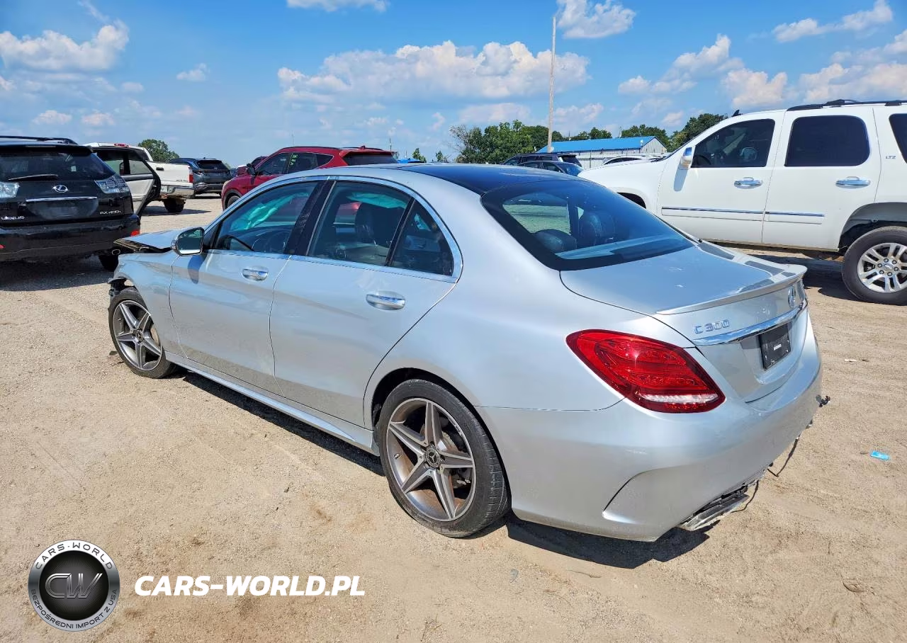 2018 Mercedes-Benz C 300 4Matic VIN:55SWF4KB1JU265980 - 2