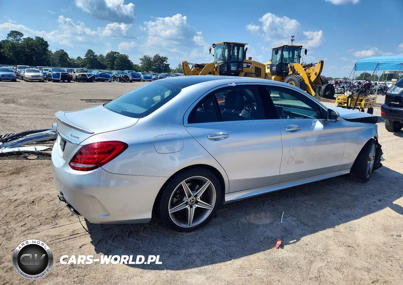 2018 Mercedes-Benz C 300 4Matic VIN:55SWF4KB1JU265980 - 3