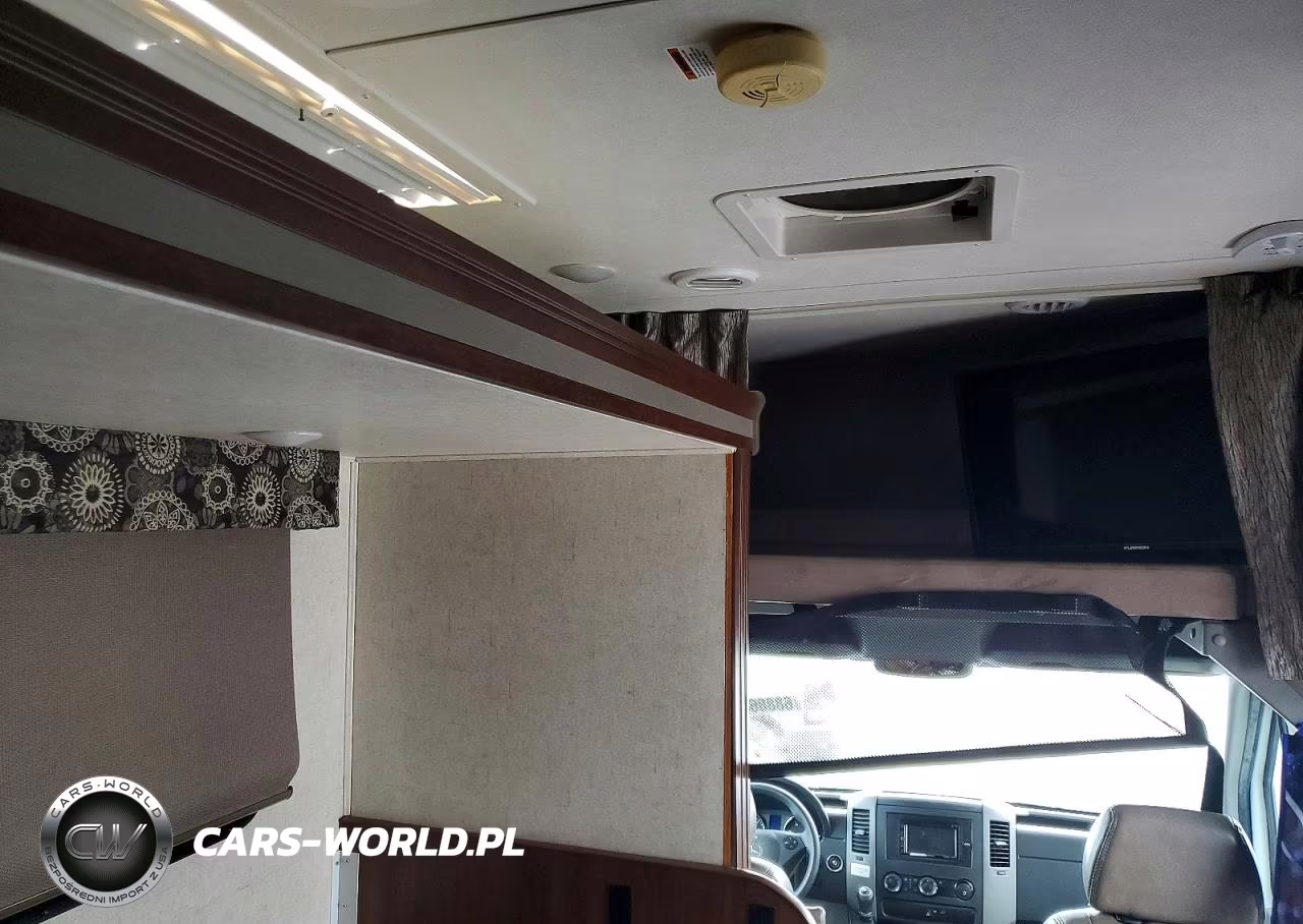 2018 Forest River Sunseeker Rv VIN:WDAPF4CC6G9692218 - 5