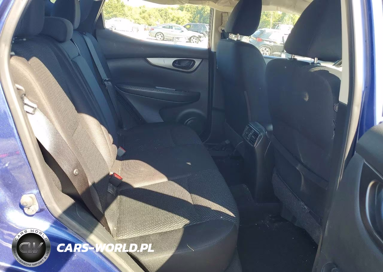 2019 Nissan Rogue Sport S VIN:JN1BJ1CP5KW225280 - 11