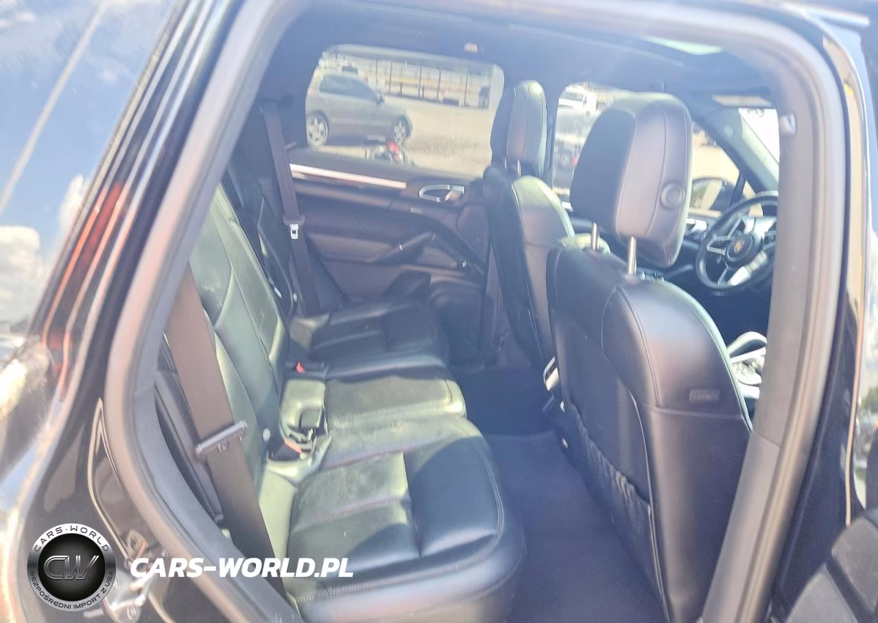 2016 Porsche Cayenne Se Hybrid VIN:WP1AE2A22GLA64470 - 10