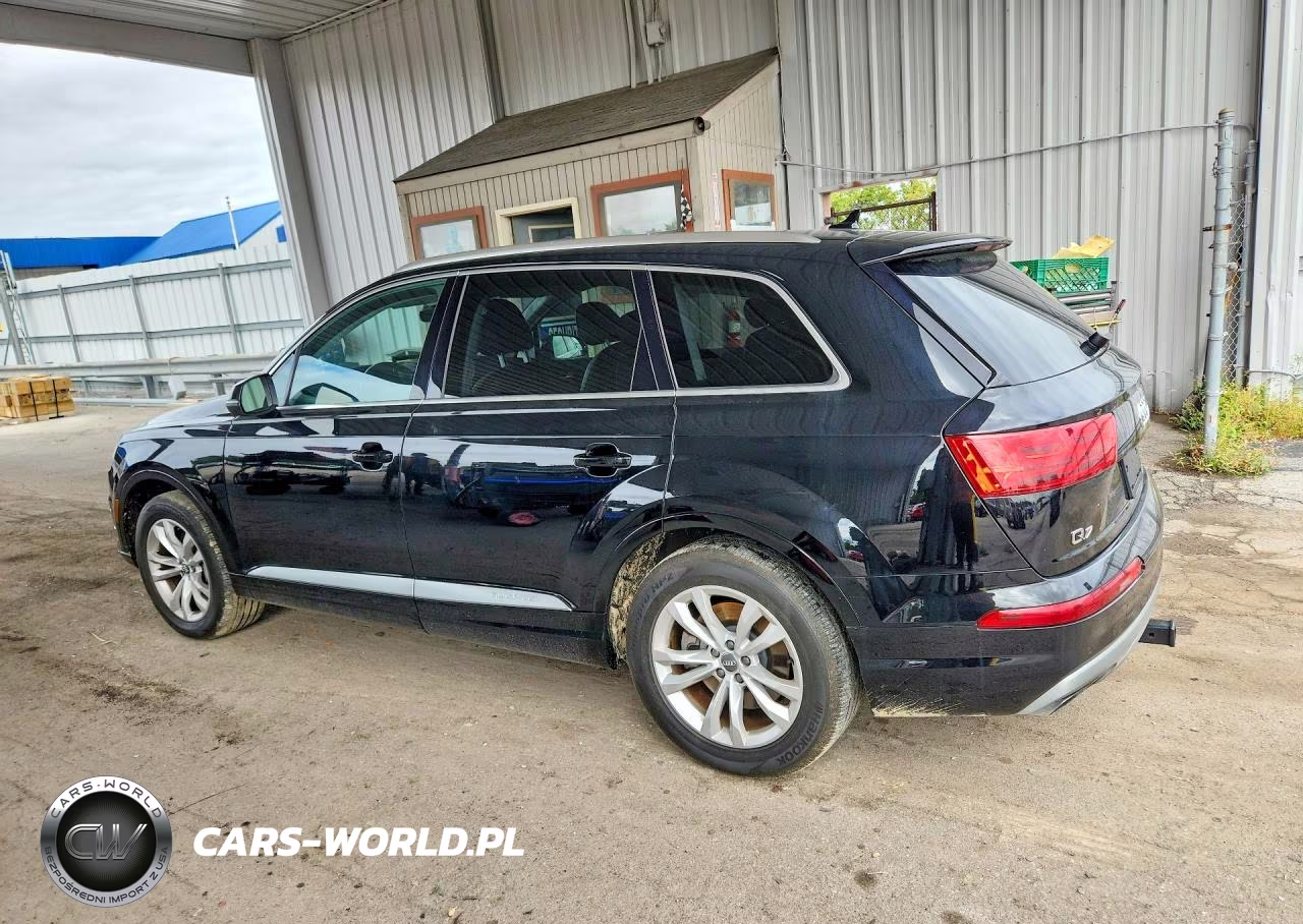 2018 Audi Q7 Premium Plus VIN:WA1LAAF70JD024646 - 2