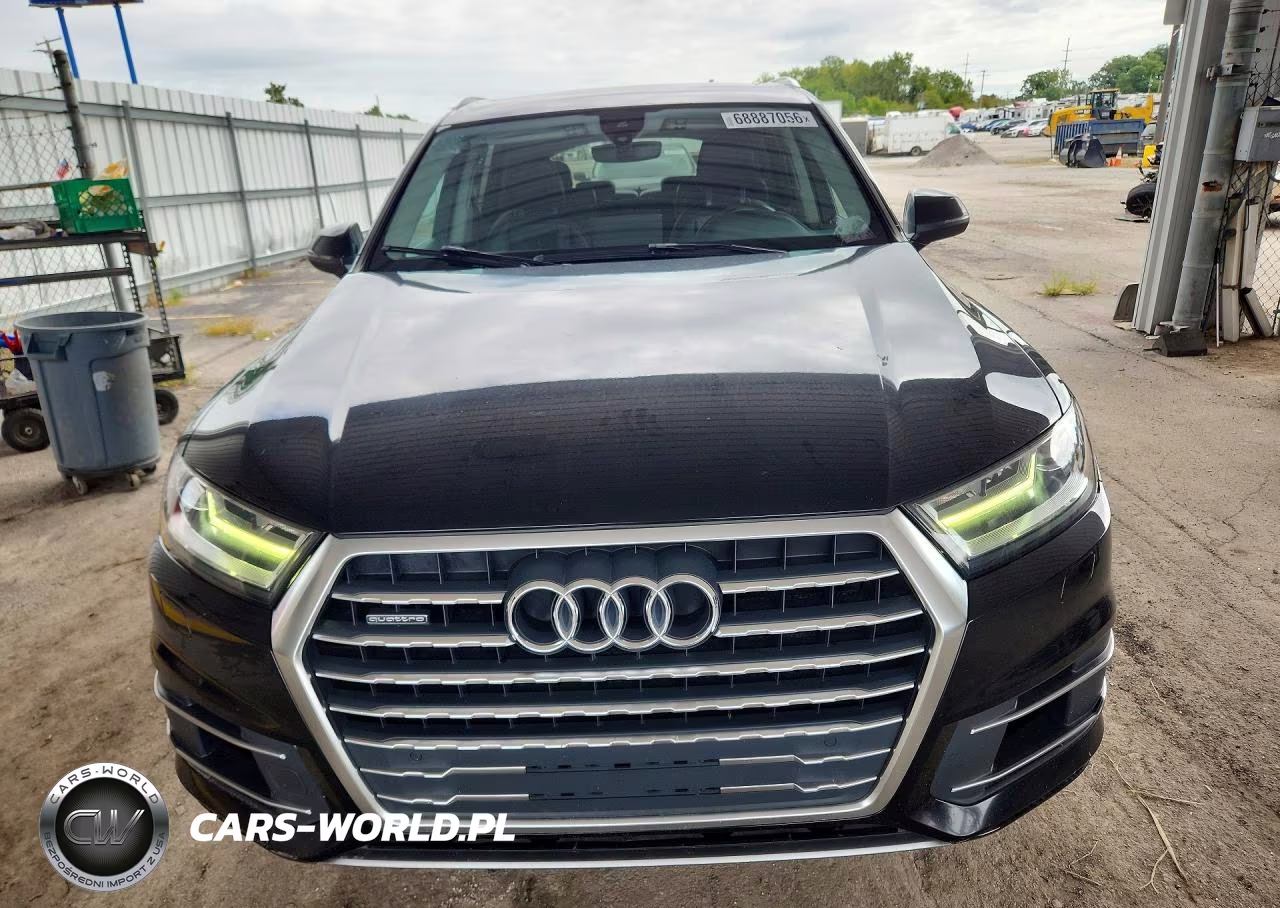 2018 Audi Q7 Premium Plus VIN:WA1LAAF70JD024646 - 5