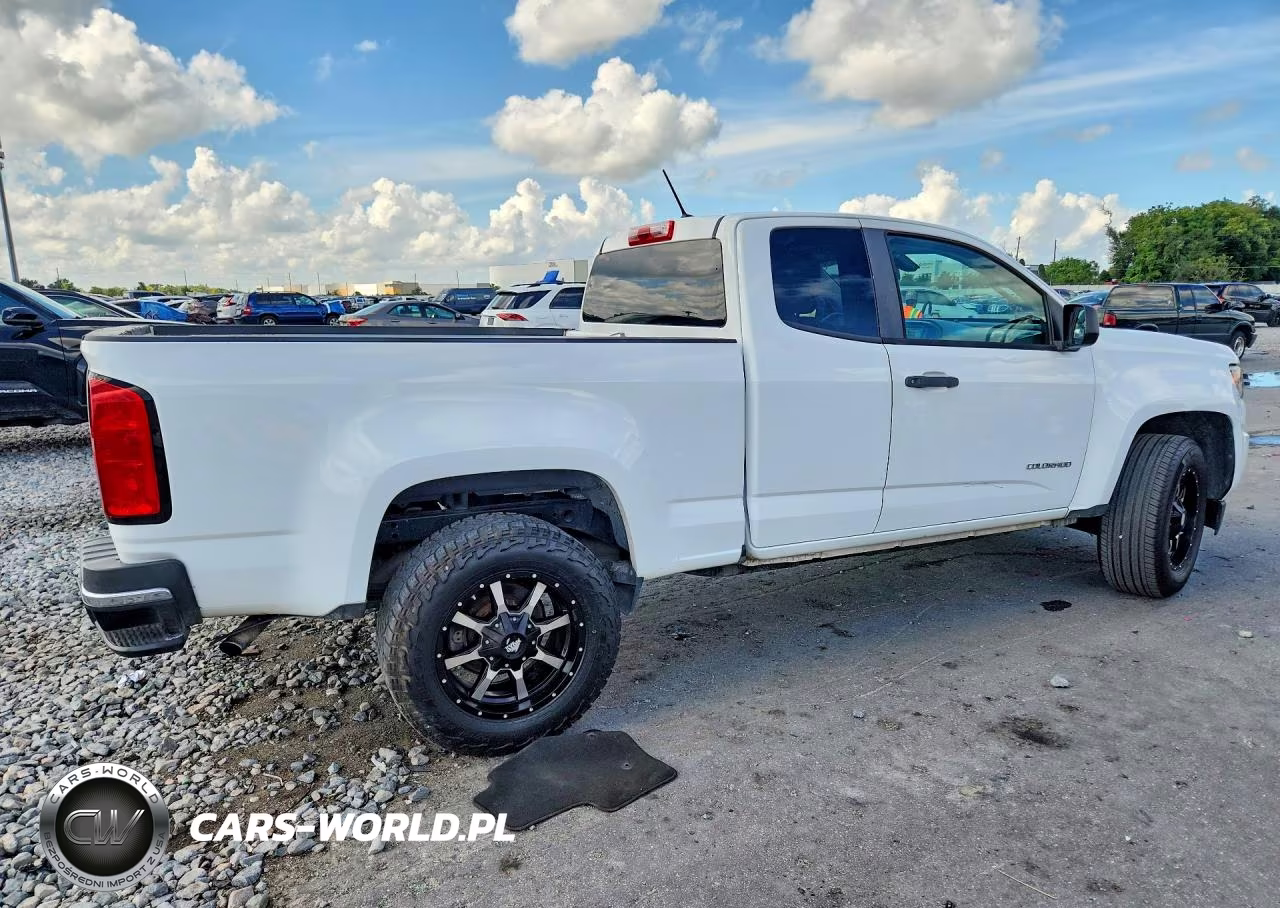 2016 Chevrolet Colorado VIN:1GCHSBEA8G1190127 - 3