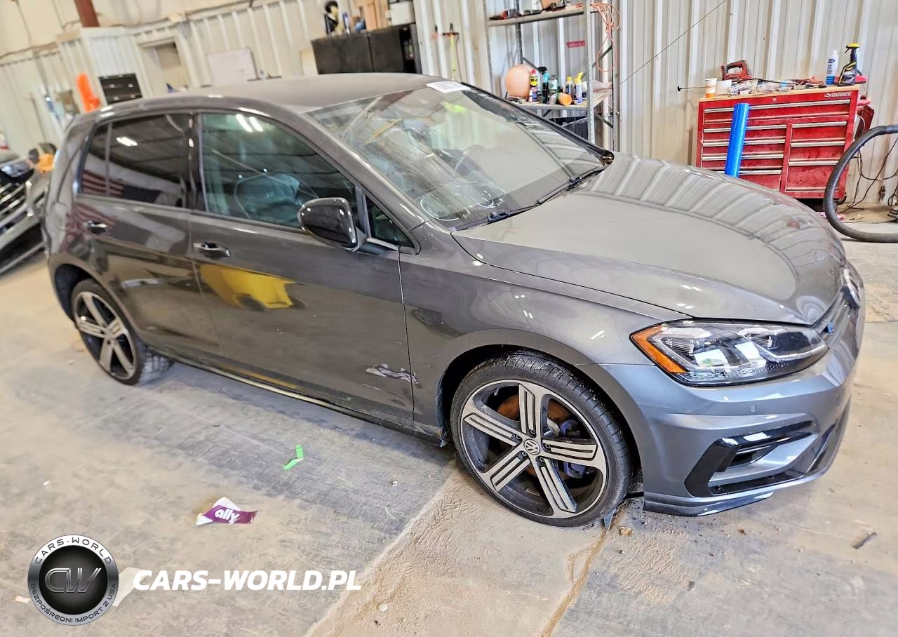 2018 Volkswagen Golf R VIN:WVWVF7AU2JW074761 - 4