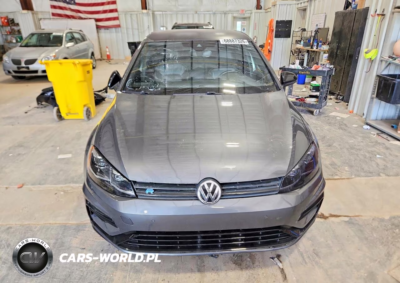 2018 Volkswagen Golf R VIN:WVWVF7AU2JW074761 - 5
