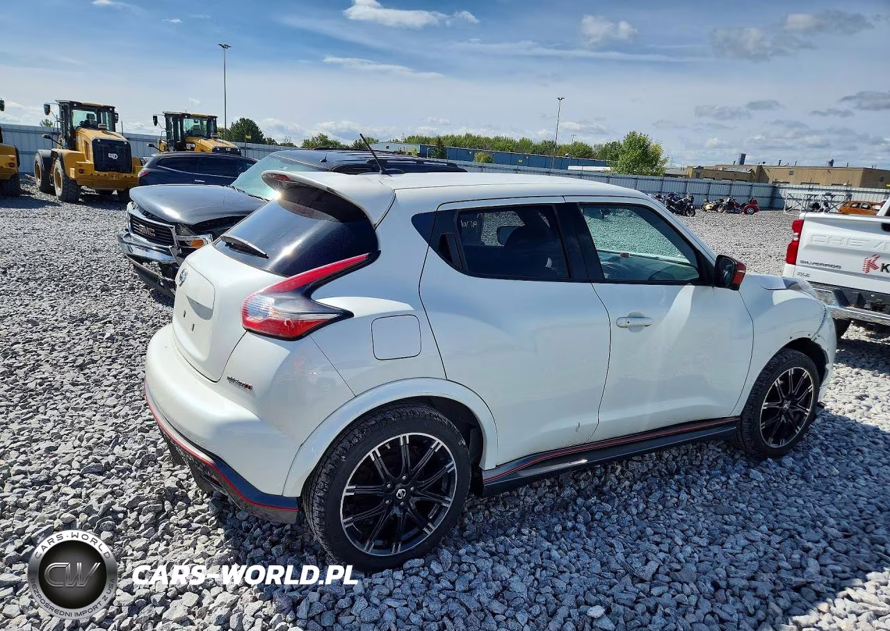 2015 Nissan Juke Nismo VIN:JN8AF5MV7FT560857 - 3