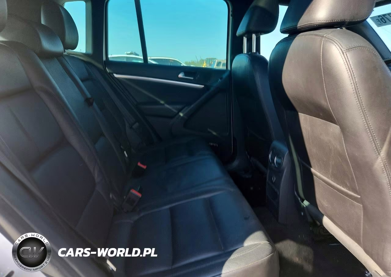 2014 Volkswagen Tiguan S VIN:WVGAV3AX1EW013505 - 11