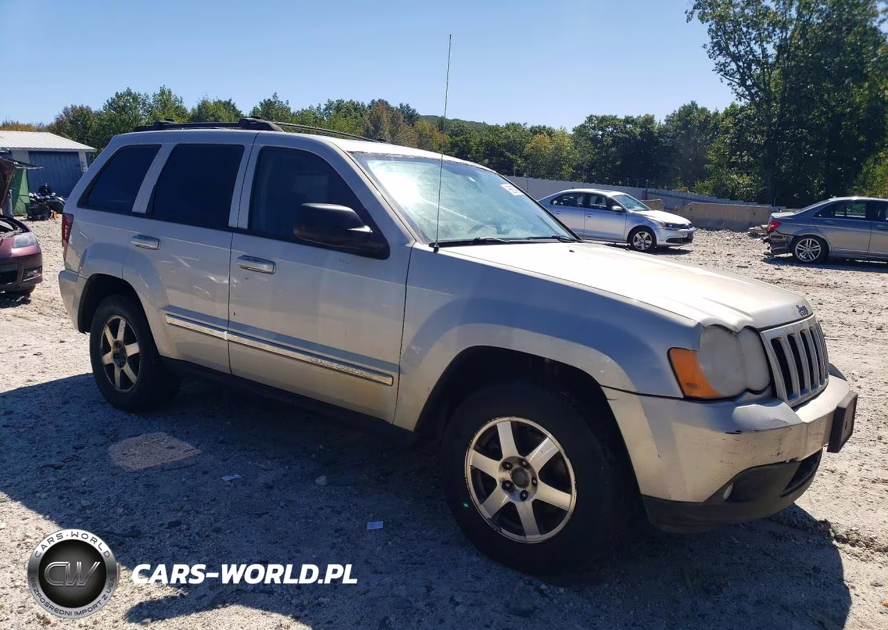 2008 Jeep Grand Cherokee Laredo VIN:1J8GR48K88C218305 - 4