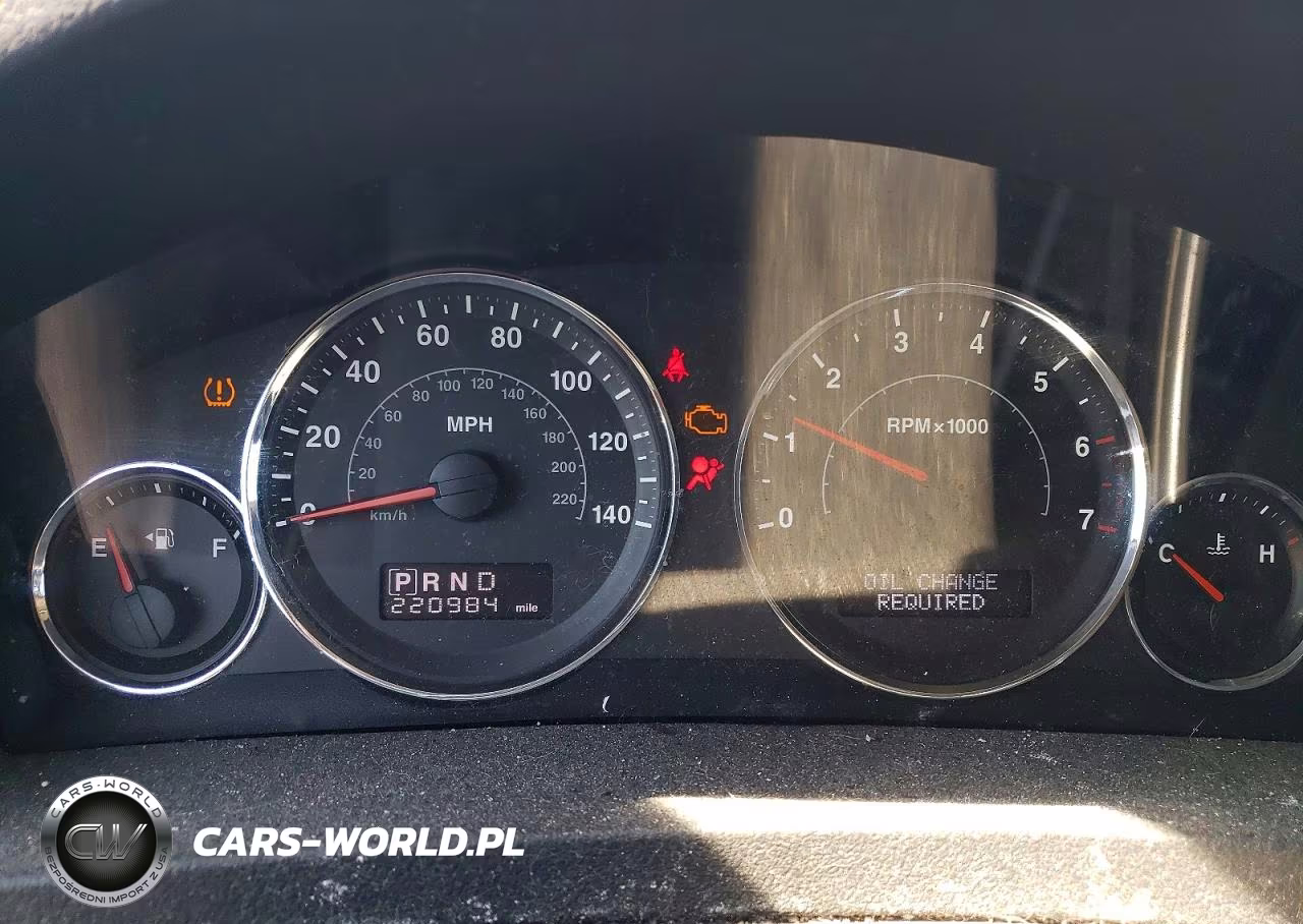 2008 Jeep Grand Cherokee Laredo VIN:1J8GR48K88C218305 - 9