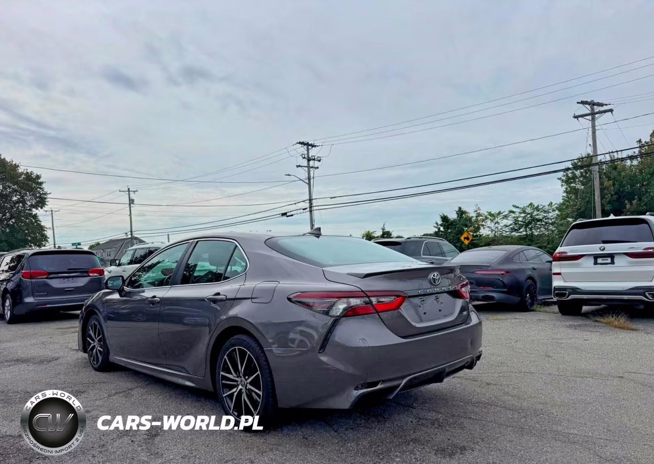 2021 Toyota Camry Se VIN:4T1G11AK0MU444085 - 3