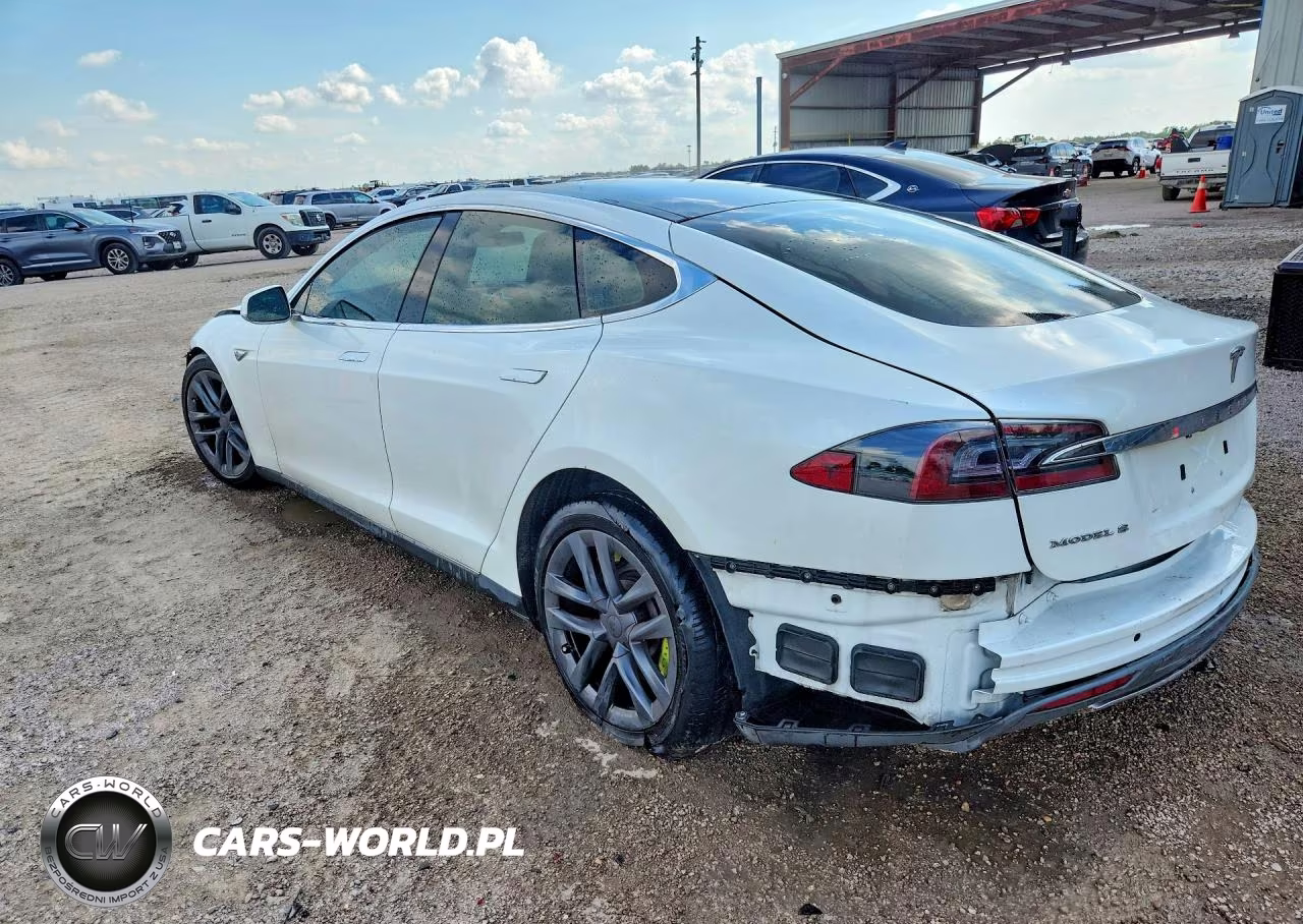 2015 Tesla Model S 70D VIN:5YJSA1S25FF096082 - 2
