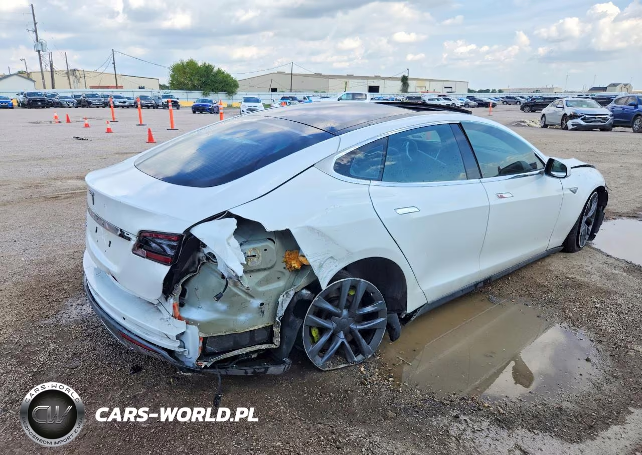 2015 Tesla Model S 70D VIN:5YJSA1S25FF096082 - 3