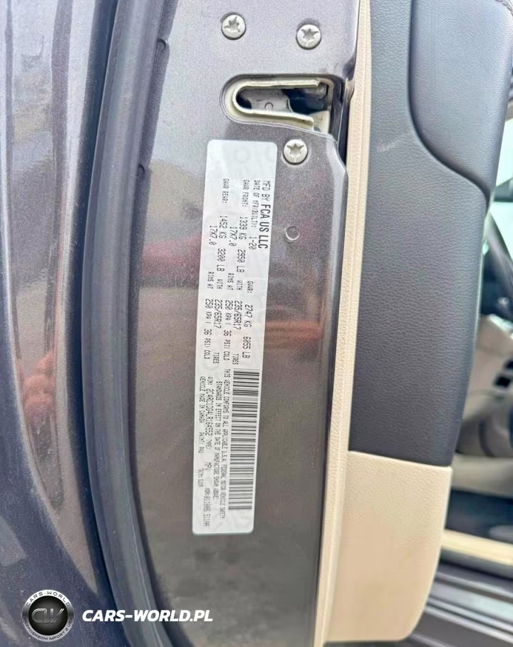 2020 Chrysler Voyager Lxi VIN:2C4RC1DG4LR164552 - 10