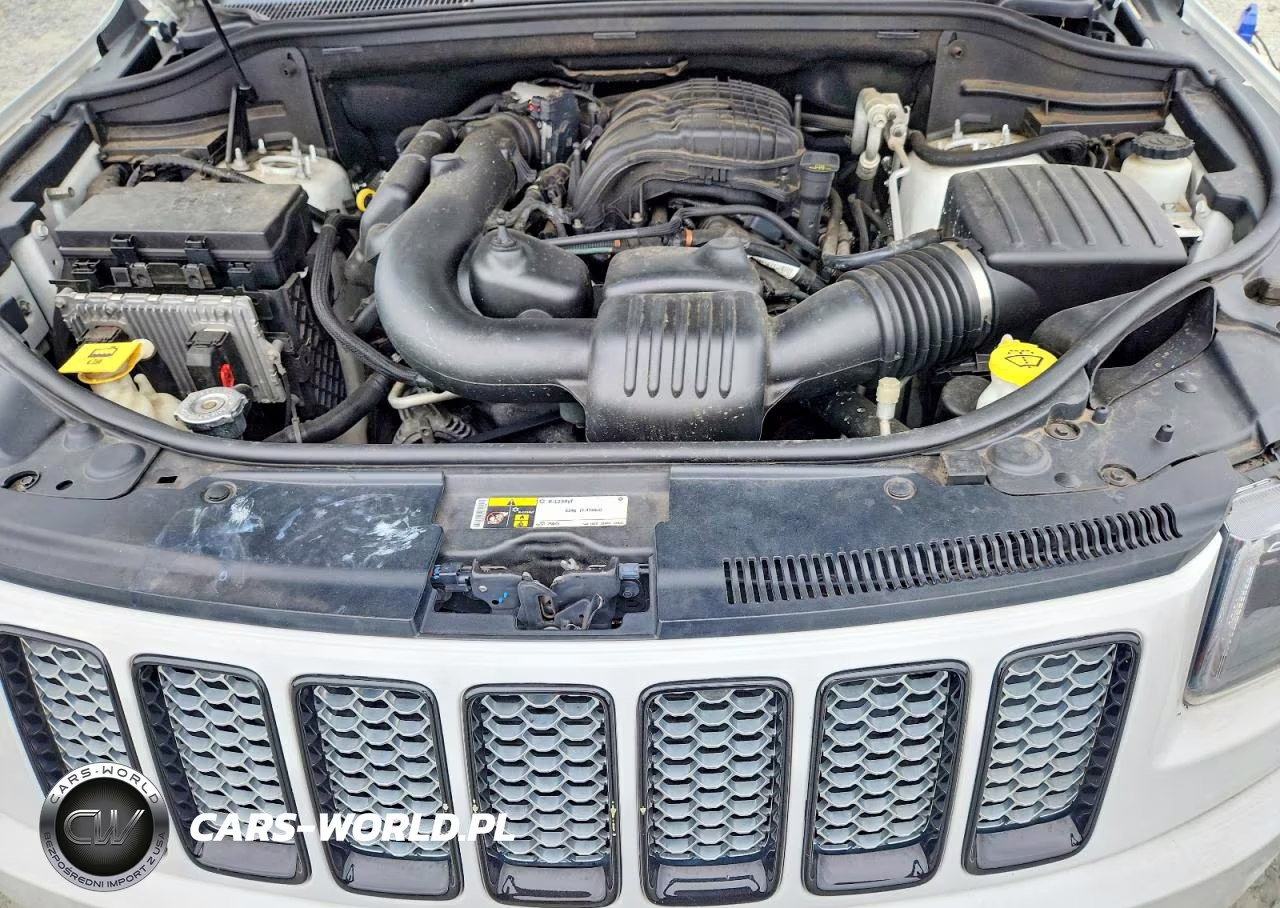 2015 Jeep Grand Cherokee Laredo VIN:1C4RJFAG6FC762890 - 12