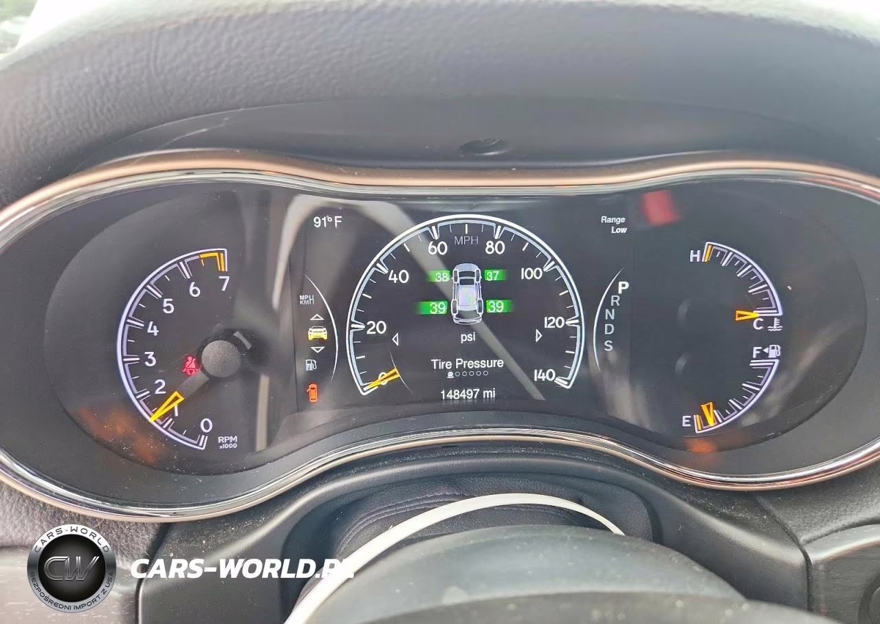 2015 Jeep Grand Cherokee Laredo VIN:1C4RJFAG6FC762890 - 9