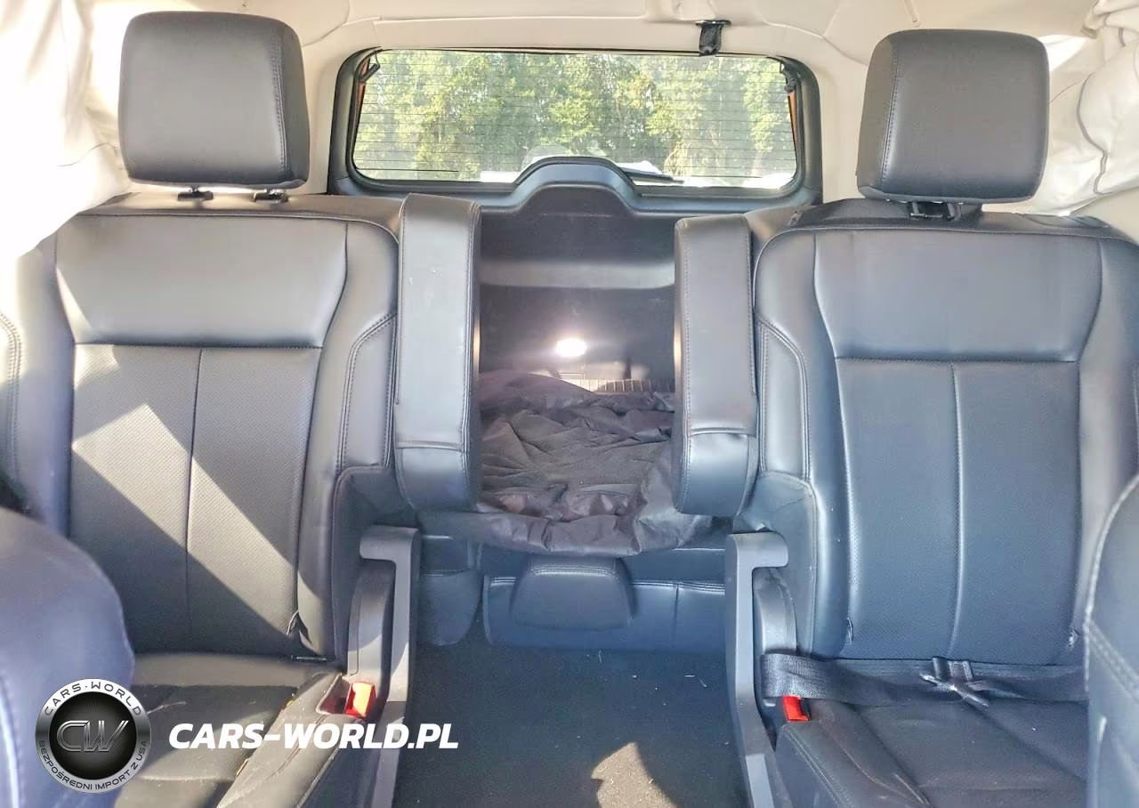 2024 Ford Expedition Xlt VIN:1FMJU1H89REA76451 - 10