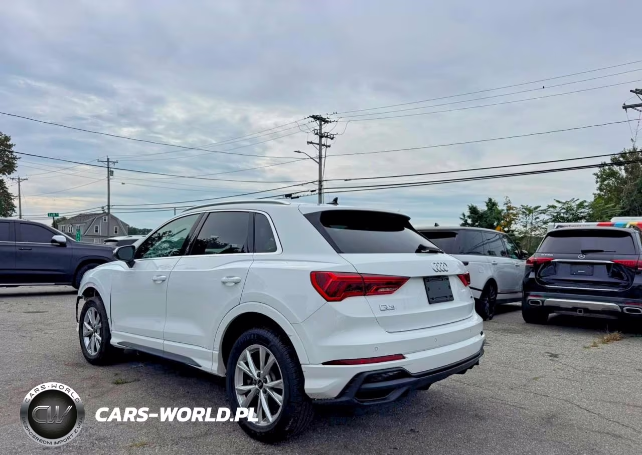 2023 Audi Q3 Premium S Line 45 VIN:WA1DECF31P1080946 - 3