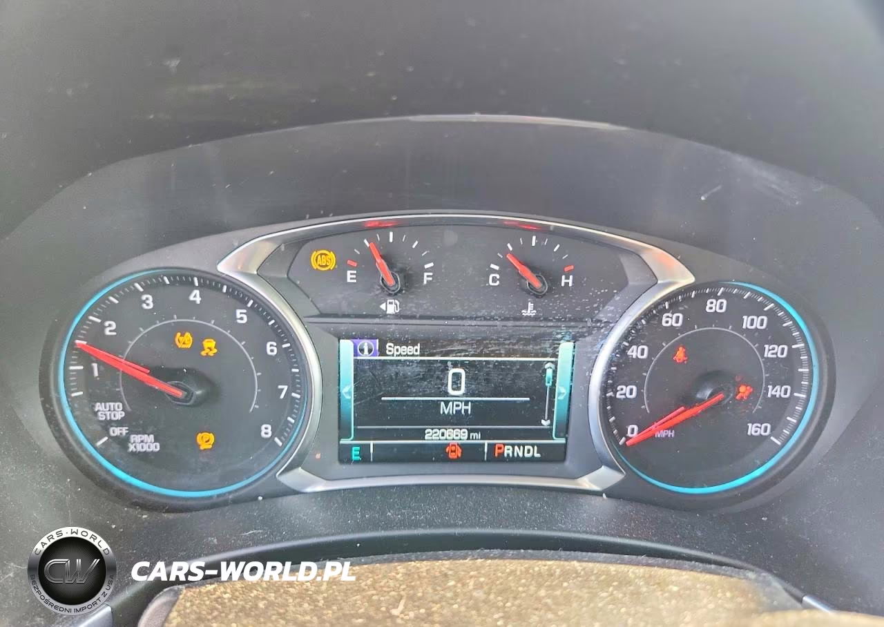 2018 Chevrolet Equinox Premier VIN:2GNAXMEV7J6287705 - 9