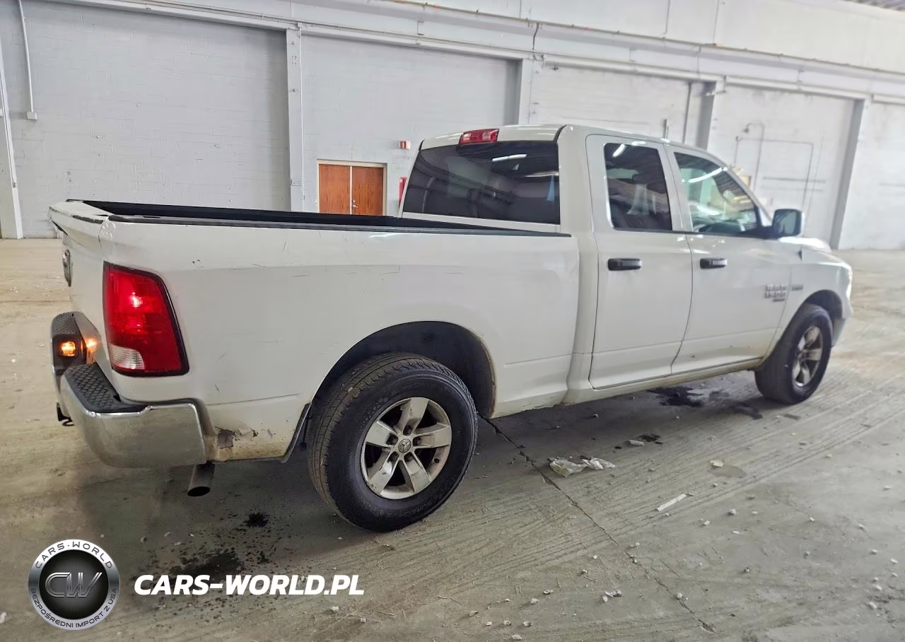 2019 Ram 1500 Classic Tradesman VIN:1C6RR6FT3KS742019 - 3