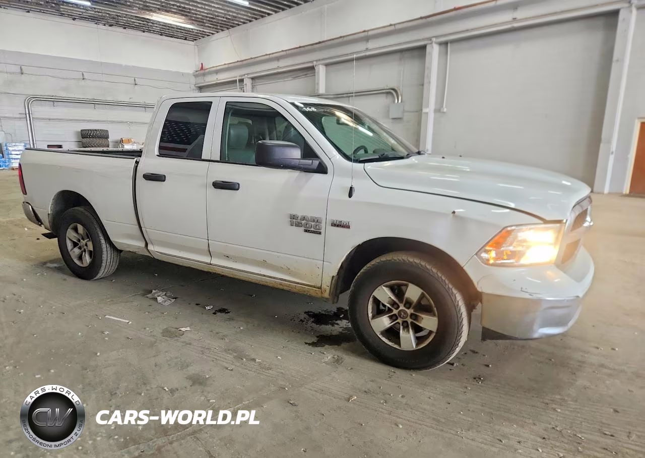 2019 Ram 1500 Classic Tradesman VIN:1C6RR6FT3KS742019 - 4