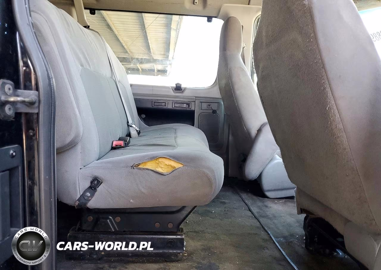 2012 Ford Econoline E350 Super Duty Wagon VIN:1FBSS3BL4CDA02198 - 11
