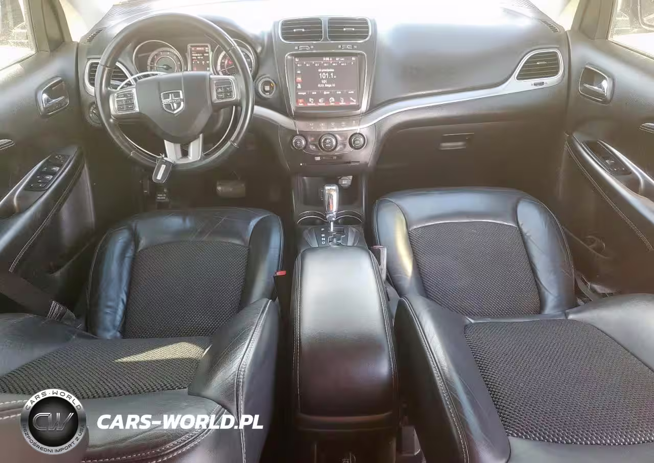 2019 Dodge Journey Crossroad VIN:3C4PDCGB2KT834935 - 8