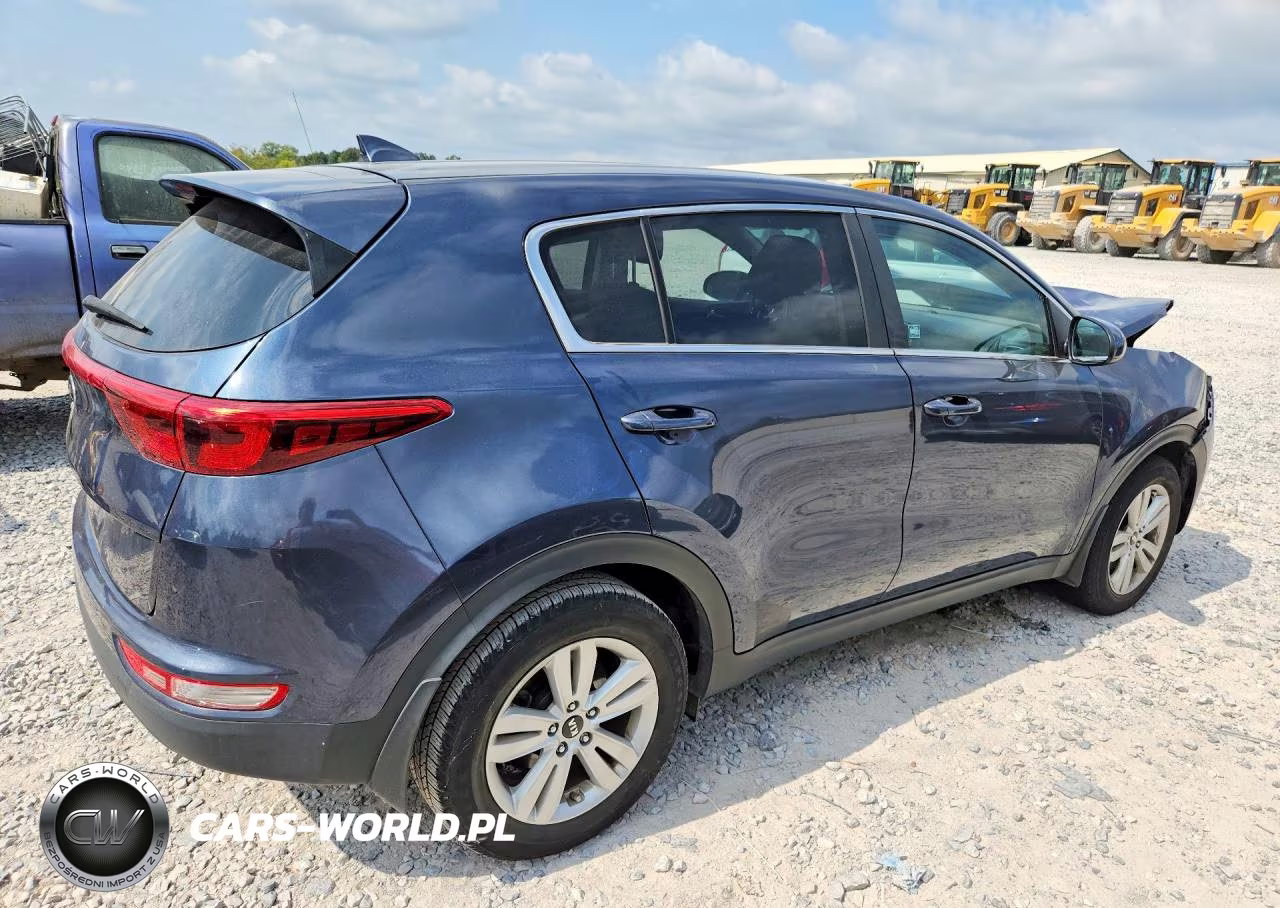 2017 Kia Sportage Lx VIN:KNDPM3AC0H7206824 - 3