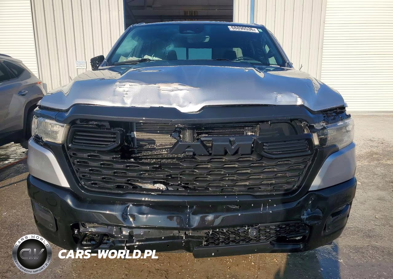 2025 Ram 1500 Tradesman VIN:1C6SRFGP4SN718460 - 5