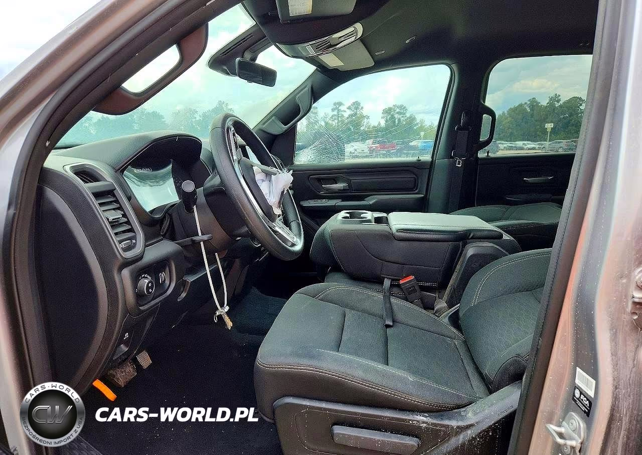 2025 Ram 1500 Tradesman VIN:1C6SRFGP4SN718460 - 7