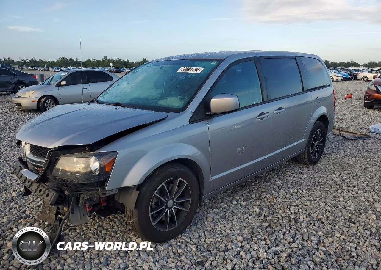 2018 Dodge Grand Caravan Gt VIN:2C4RDGEG4JR214880 - 1