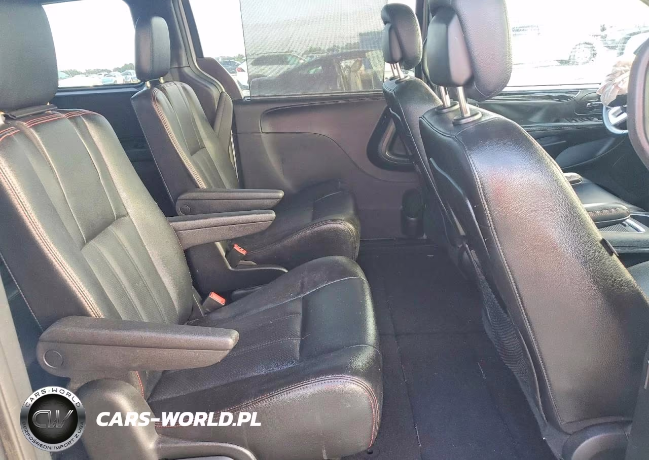 2018 Dodge Grand Caravan Gt VIN:2C4RDGEG4JR214880 - 11