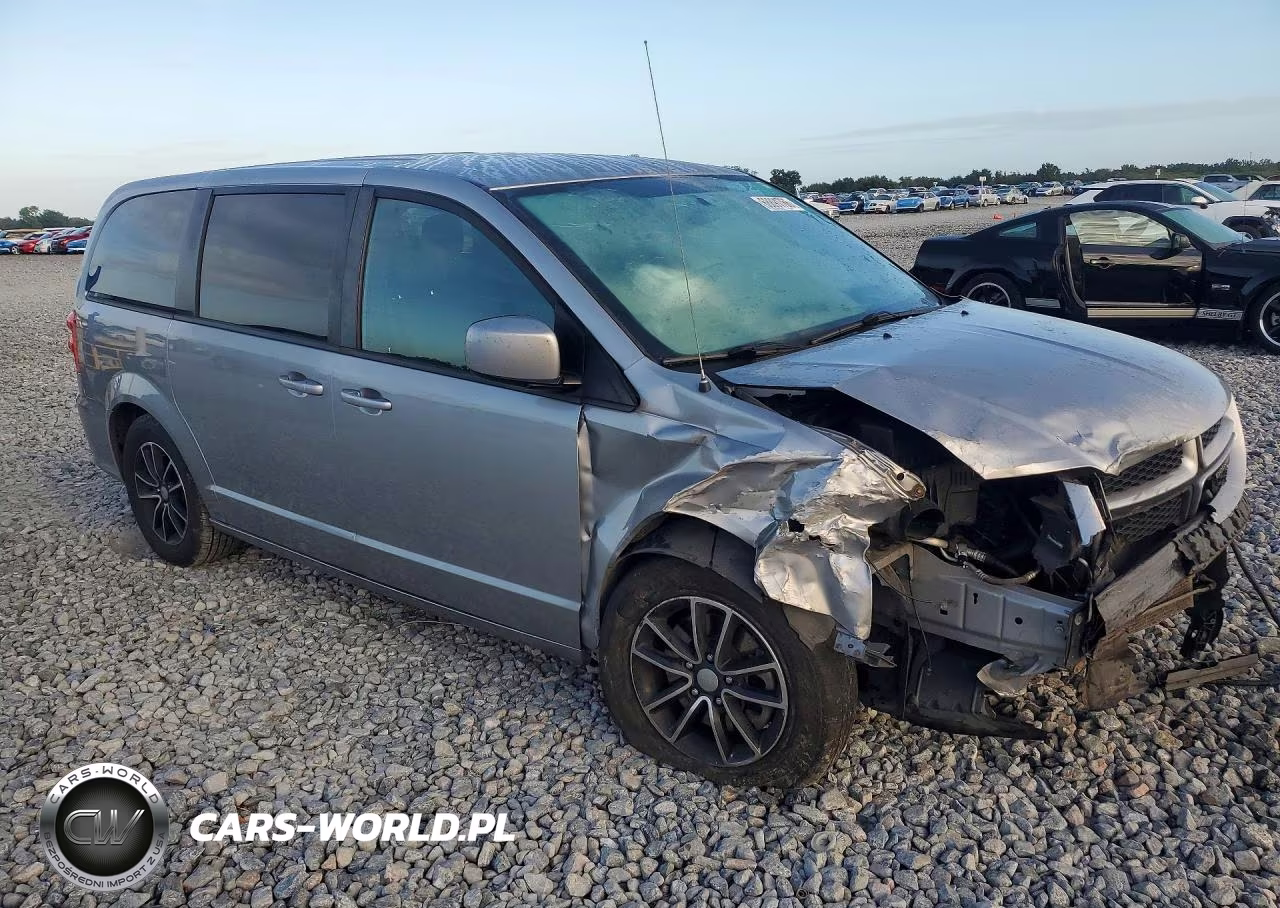 2018 Dodge Grand Caravan Gt VIN:2C4RDGEG4JR214880 - 4