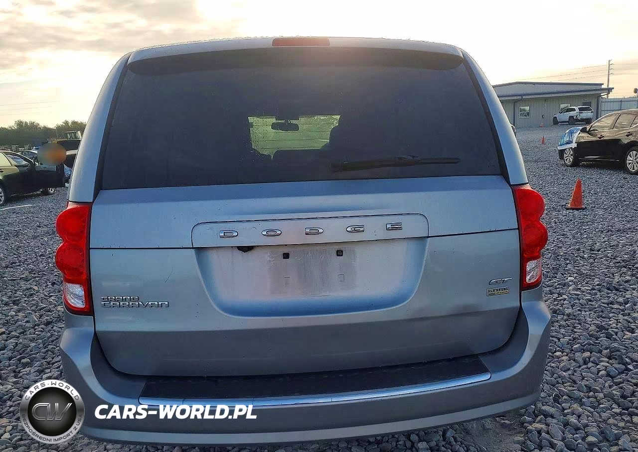 2018 Dodge Grand Caravan Gt VIN:2C4RDGEG4JR214880 - 6